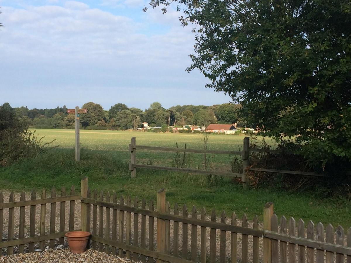 Anvil & Stable Cottages Felbrigg Exterior foto